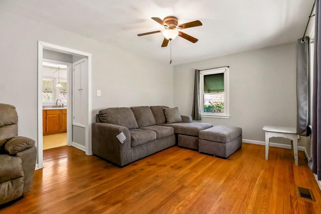 5304 Ralston Avenue — photo 4