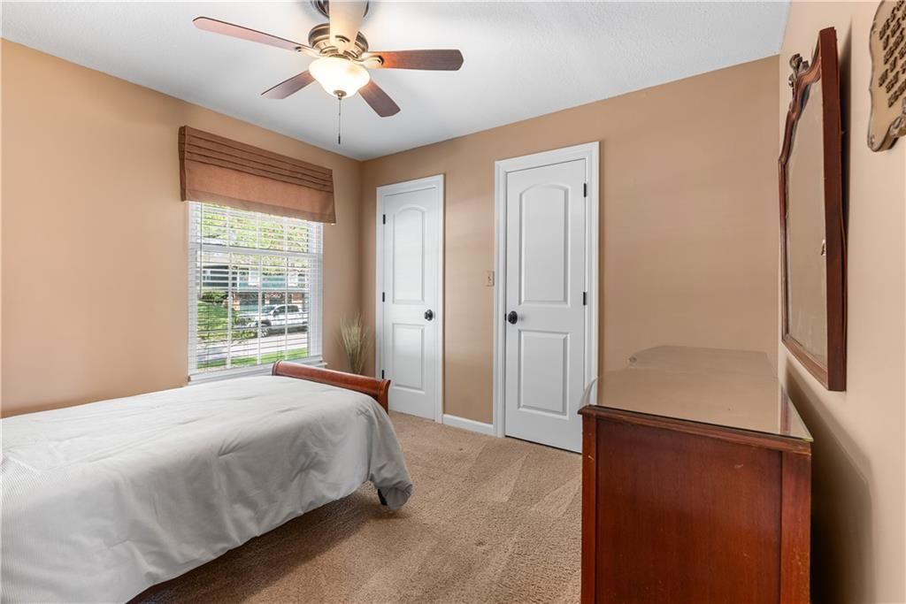 200 Williamsburg Drive — photo 24