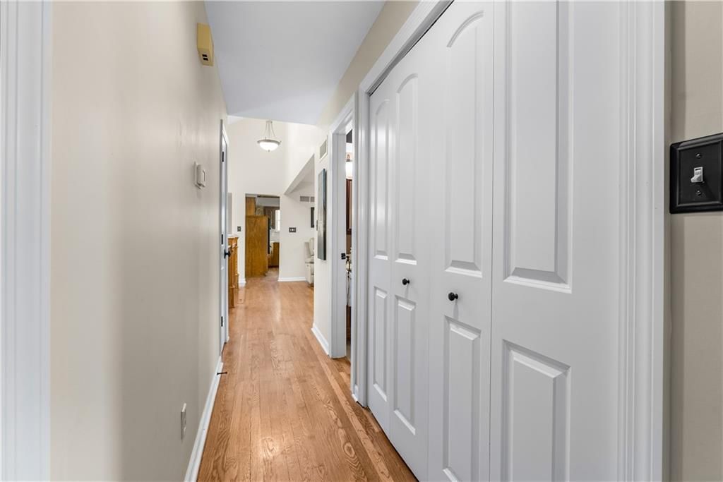 200 Williamsburg Drive — photo 26