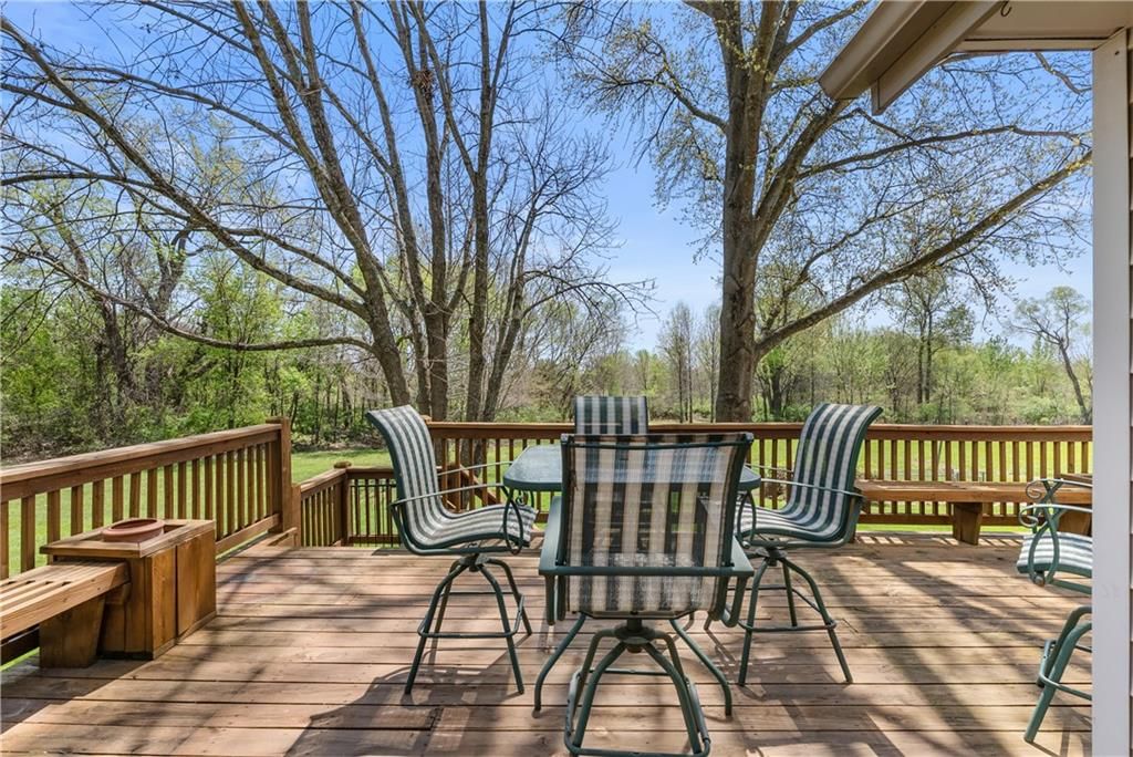 200 Williamsburg Drive — photo 33