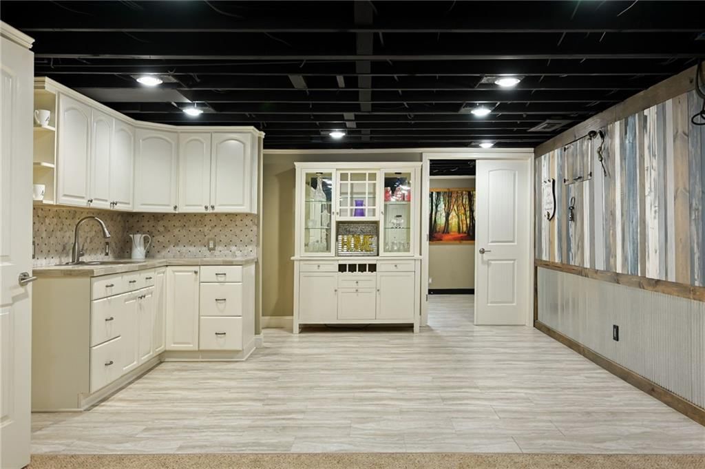 3023 S Santa Fe Road — photo 45