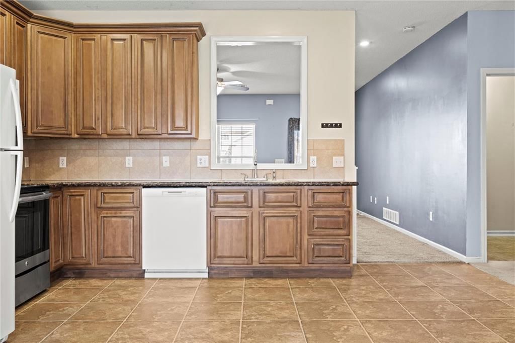 7701 NW 122nd Street — photo 10
