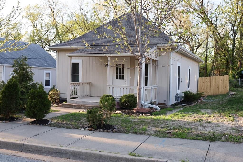 14 Cedar Street — photo 2