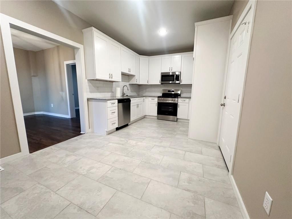 14 Cedar Street — photo 18