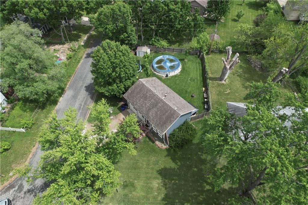 211 SE Brentwood Drive — photo 5