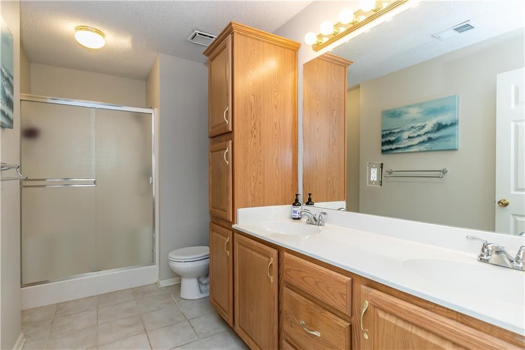 3919 S Willis Avenue — photo 17