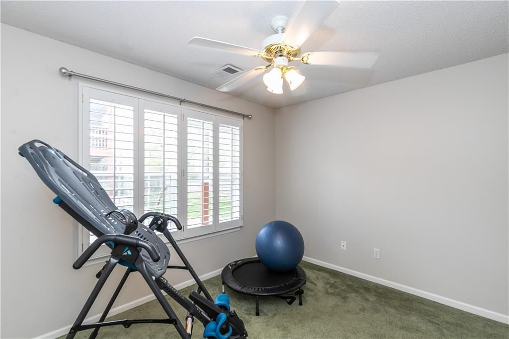 3919 S Willis Avenue — photo 19