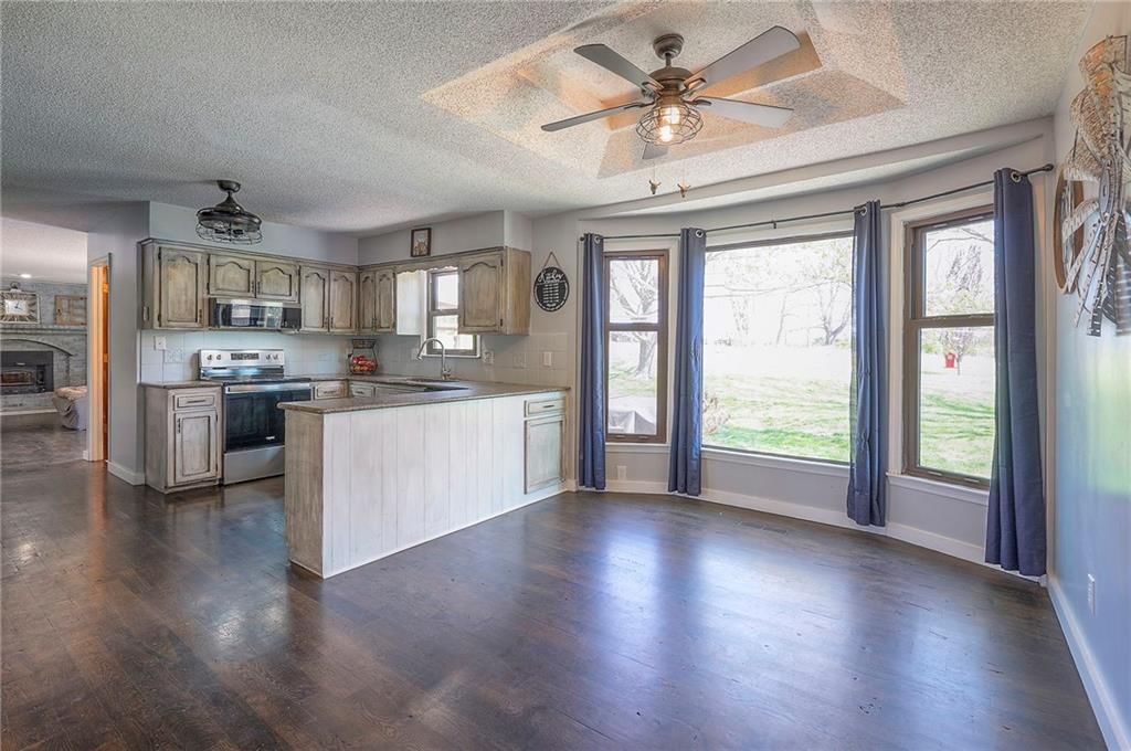 12321 Fishing River Lane — photo 11
