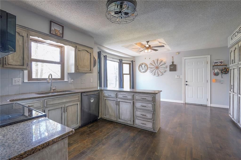 12321 Fishing River Lane — photo 14