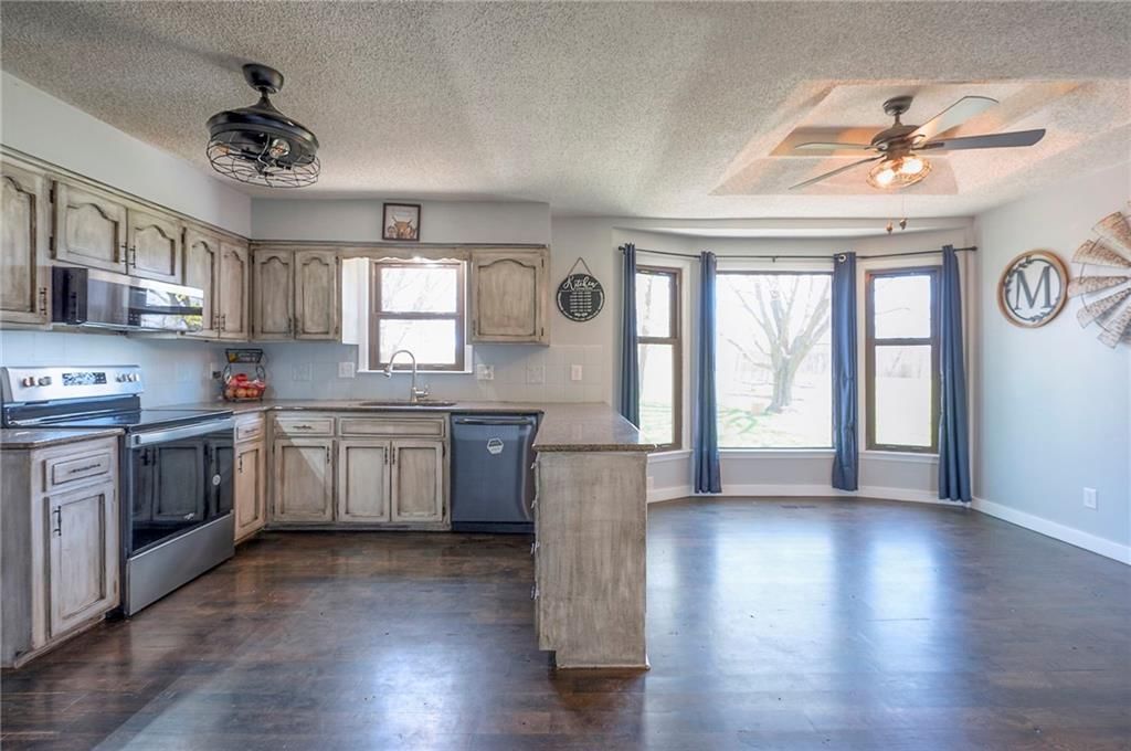 12321 Fishing River Lane — photo 10