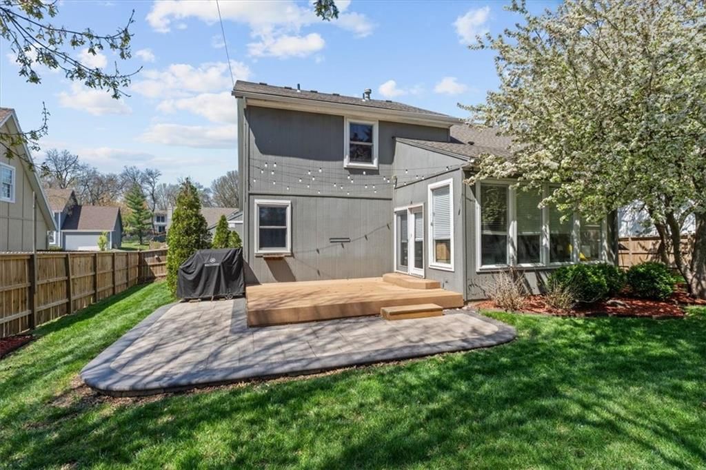 15209 Beverly Street — photo 32
