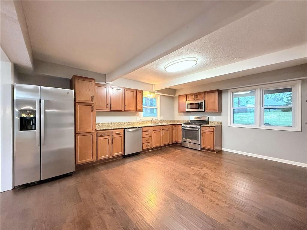 8716 Woodward Street — photo 9