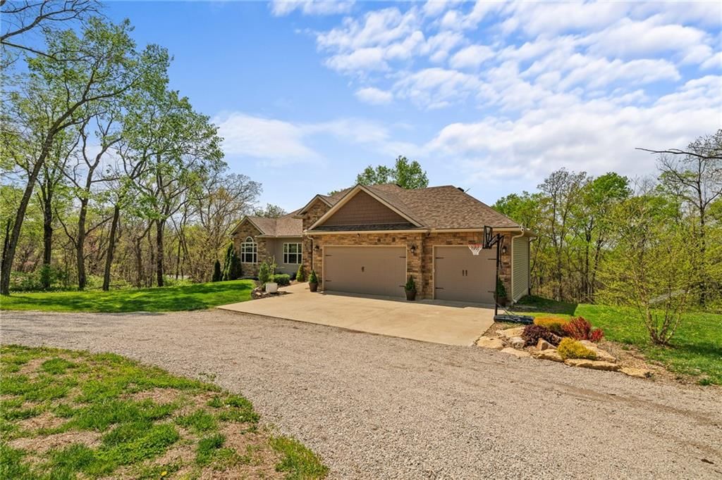 578 SE 80 Road — photo 3