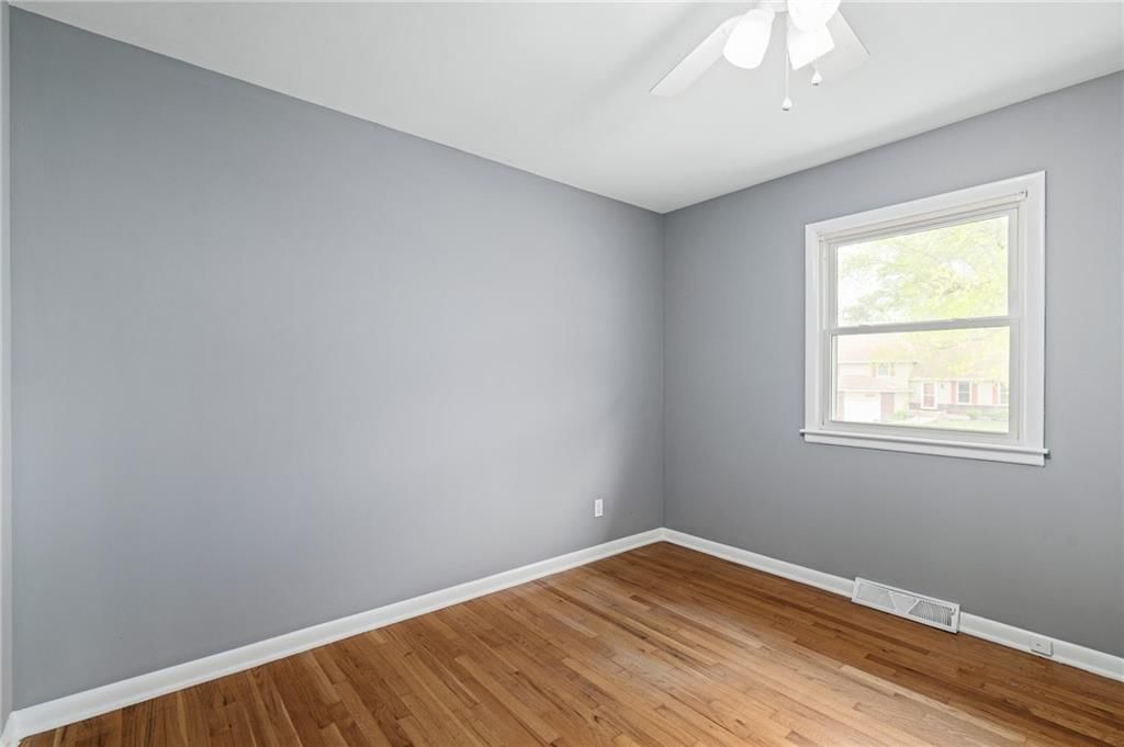 4814 STEARNS Lane — photo 25