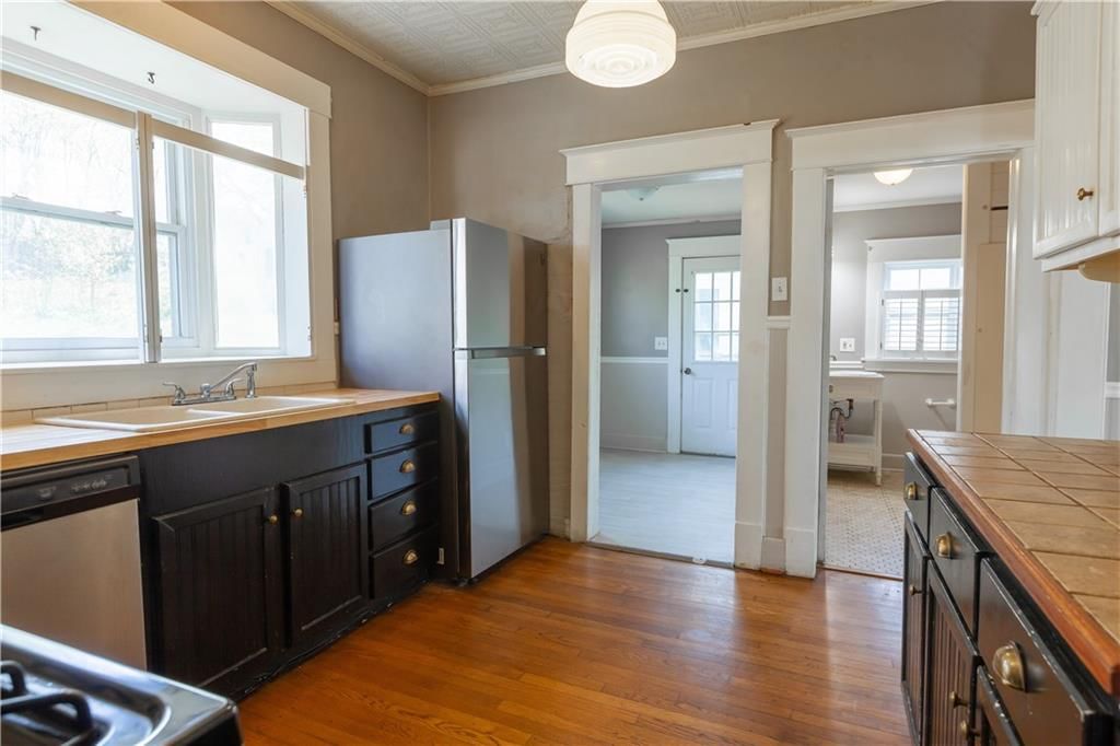 2704 Doniphan Avenue — photo 13