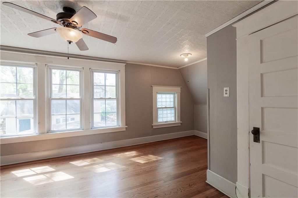 2704 Doniphan Avenue — photo 17