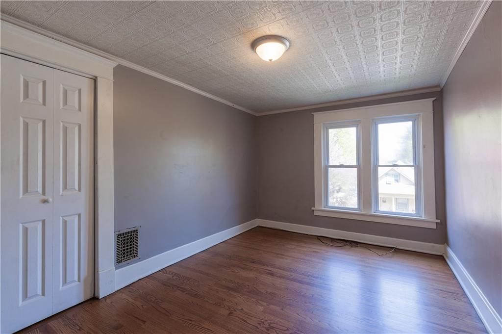 2704 Doniphan Avenue — photo 20