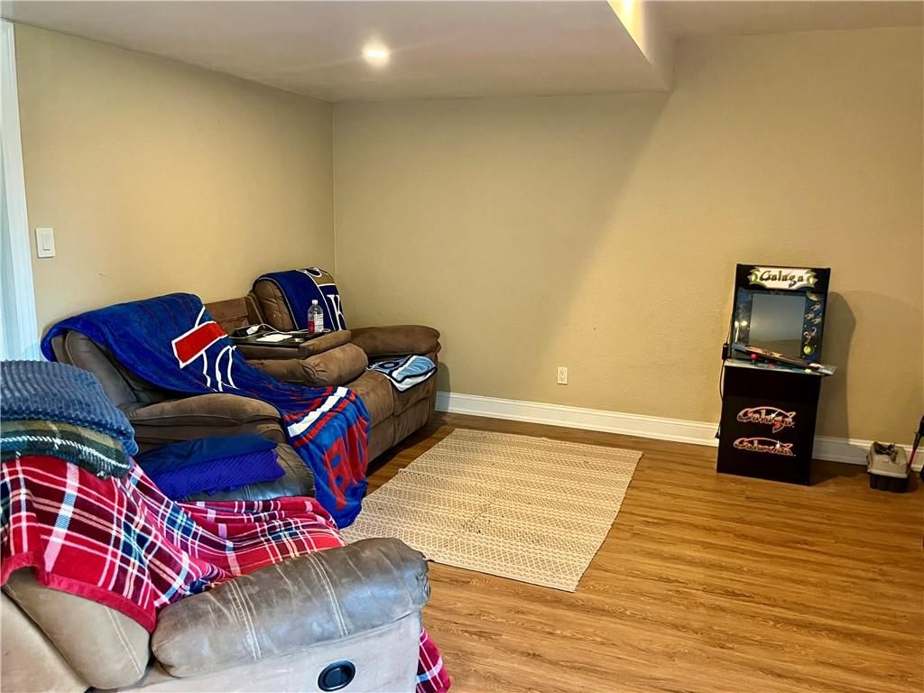 524 OXFORD Court — photo 20