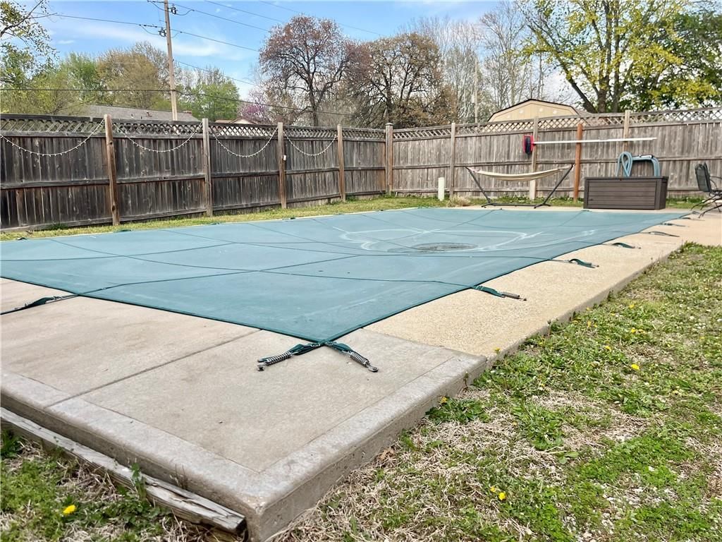 524 OXFORD Court — photo 31