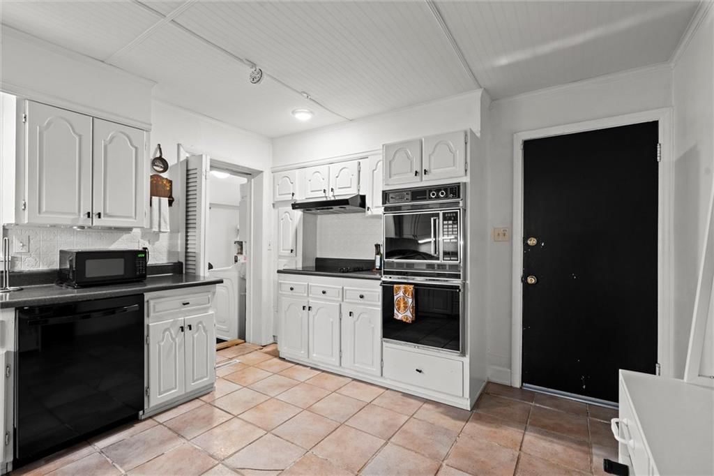 5624 Barkley Street — photo 11