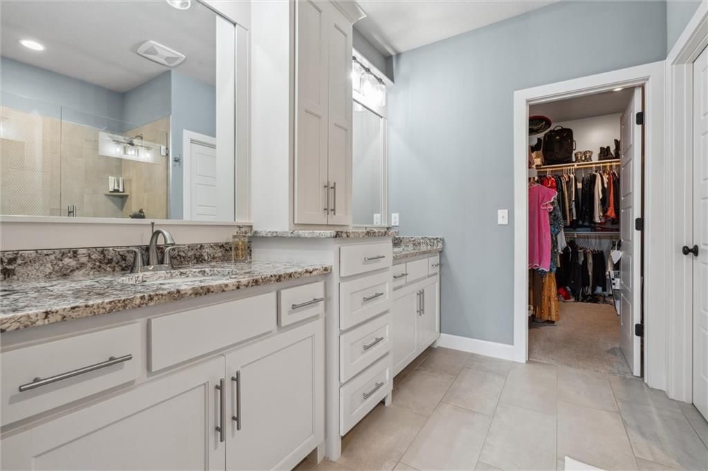 6 Black Hawk Drive — photo 22