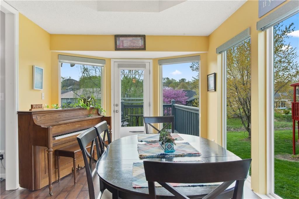 707 SW GRAYSTONE Drive — photo 6