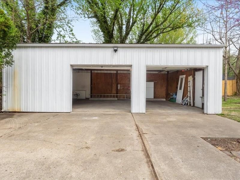 7269 Holliday Drive — photo 17