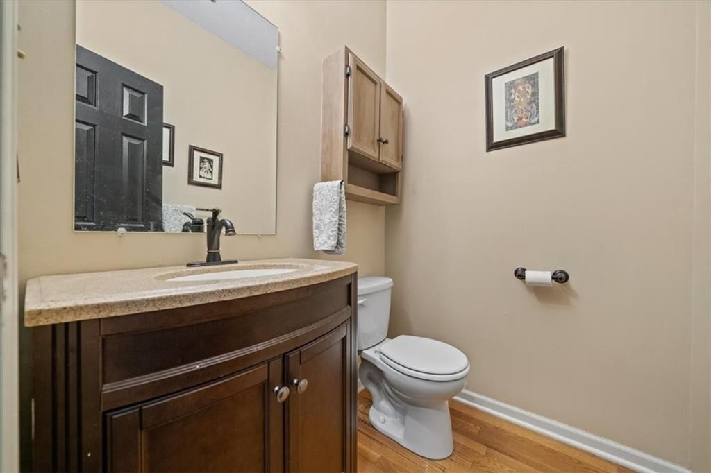 313 SE Canterbury Lane — photo 11
