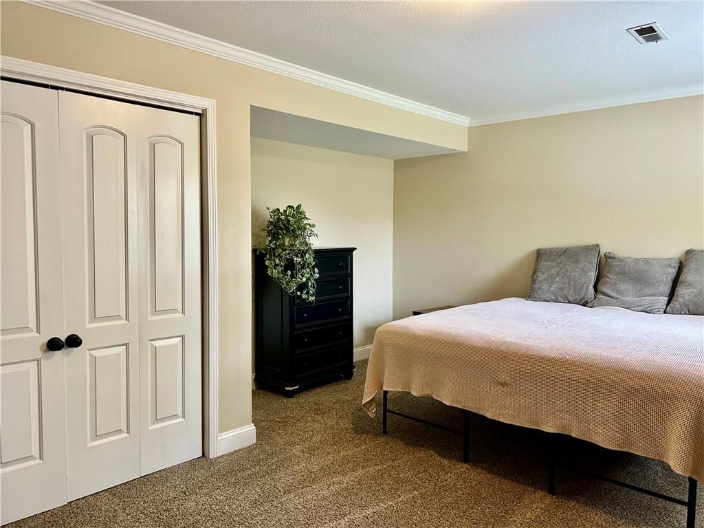 2440 S 22nd Terrace — photo 32
