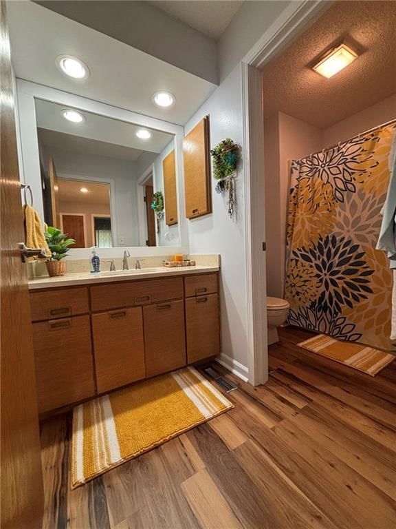 4710 Woodfield Drive — photo 42