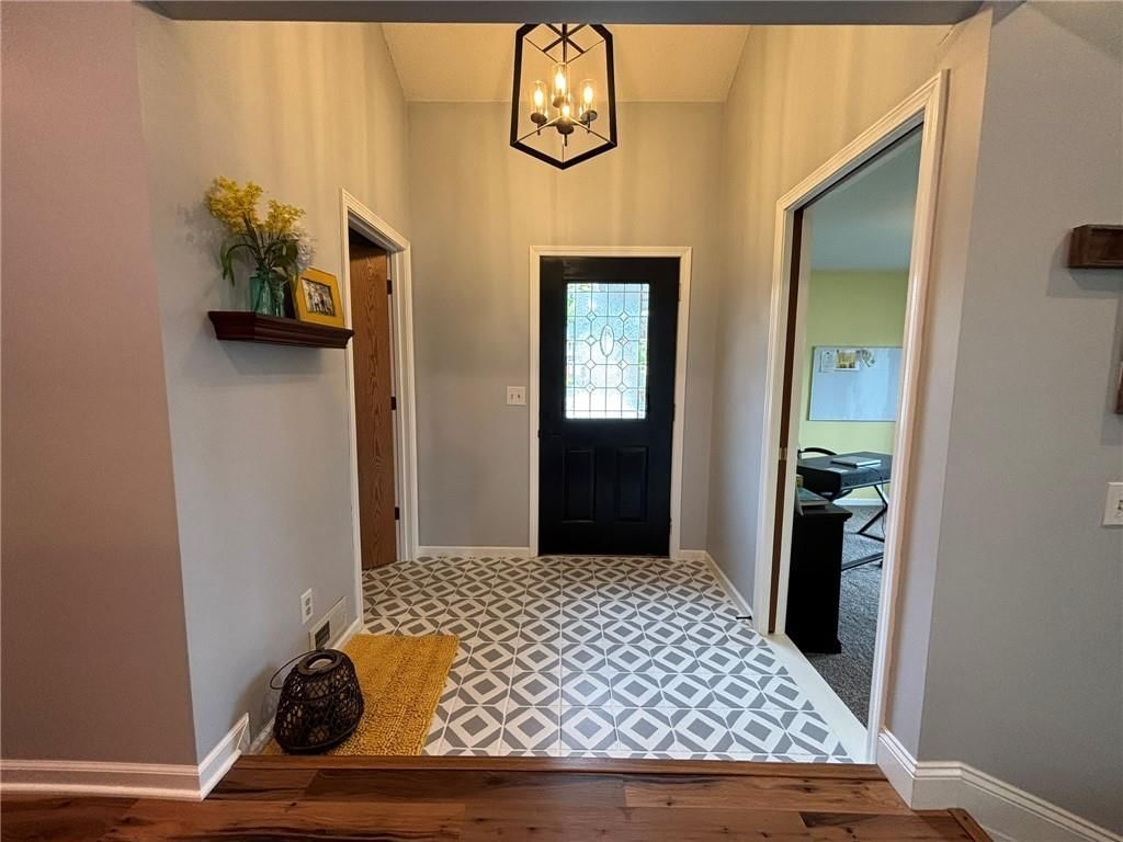4710 Woodfield Drive — photo 6