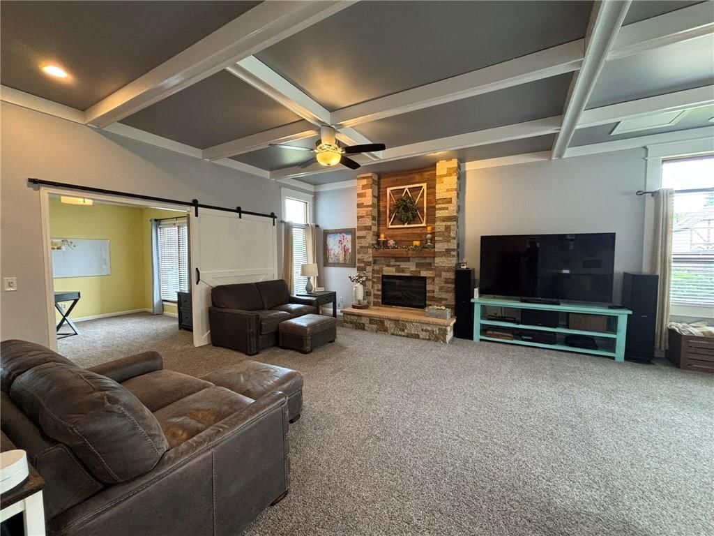 4710 Woodfield Drive — photo 8