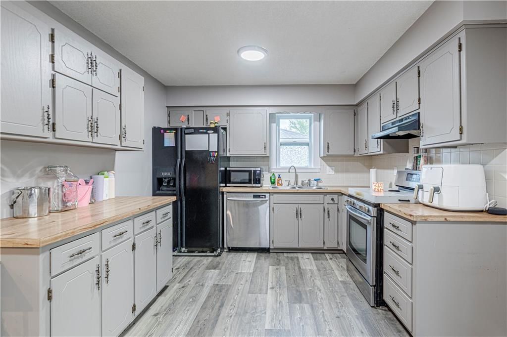 2905 SE 3rd Street — photo 12