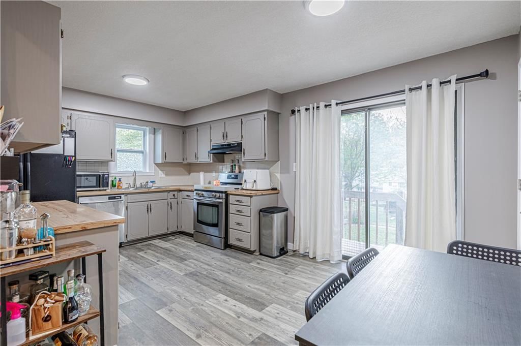 2905 SE 3rd Street — photo 10
