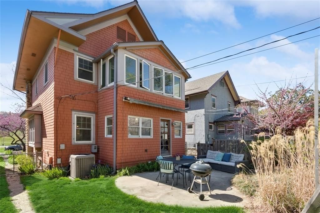 4237 Kenwood Avenue — photo 28