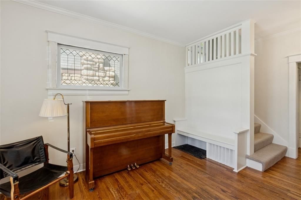 4237 Kenwood Avenue — photo 5