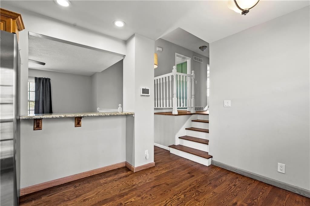 3208 Vest Avenue — photo 12