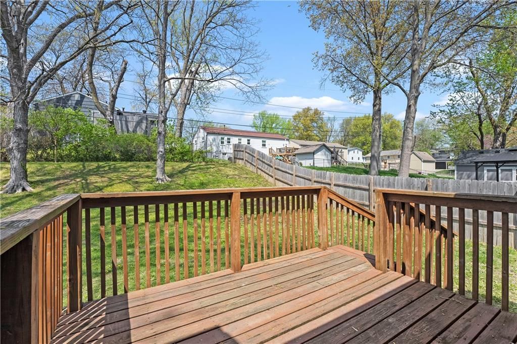 3208 Vest Avenue — photo 27