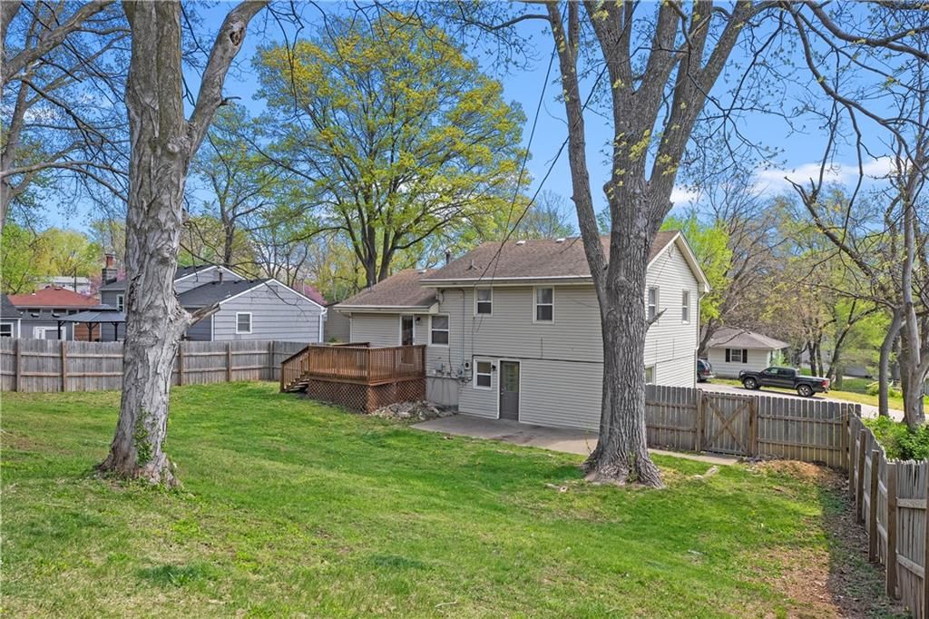 3208 Vest Avenue — photo 28