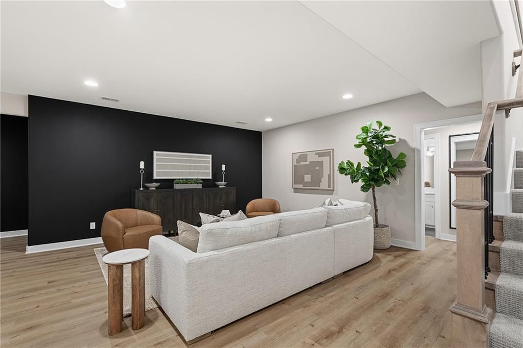 25007 W 90th Terrace — photo 34