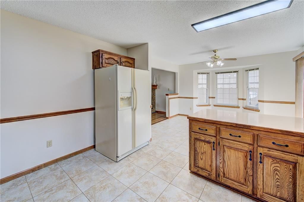 717 NE Aaron Drive — photo 12