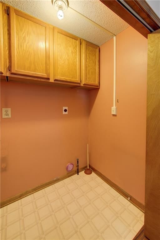 717 NE Aaron Drive — photo 15