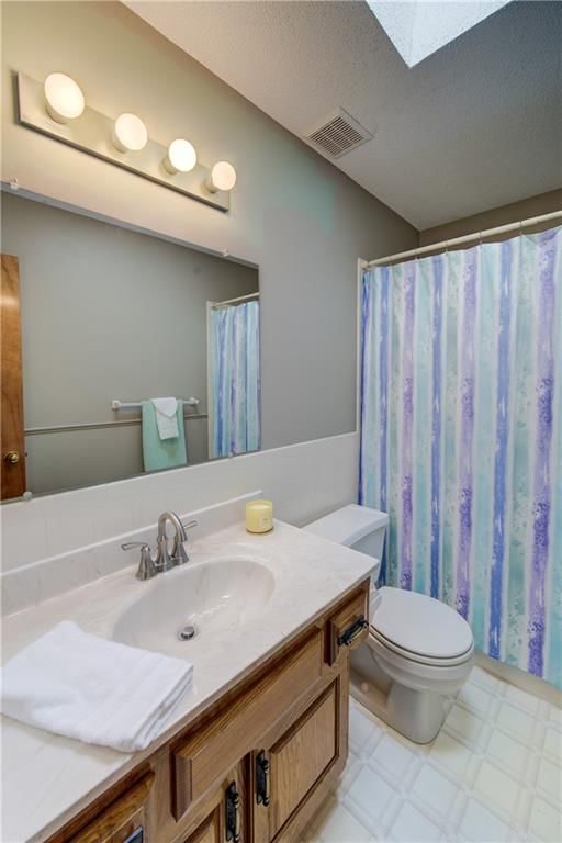 717 NE Aaron Drive — photo 23