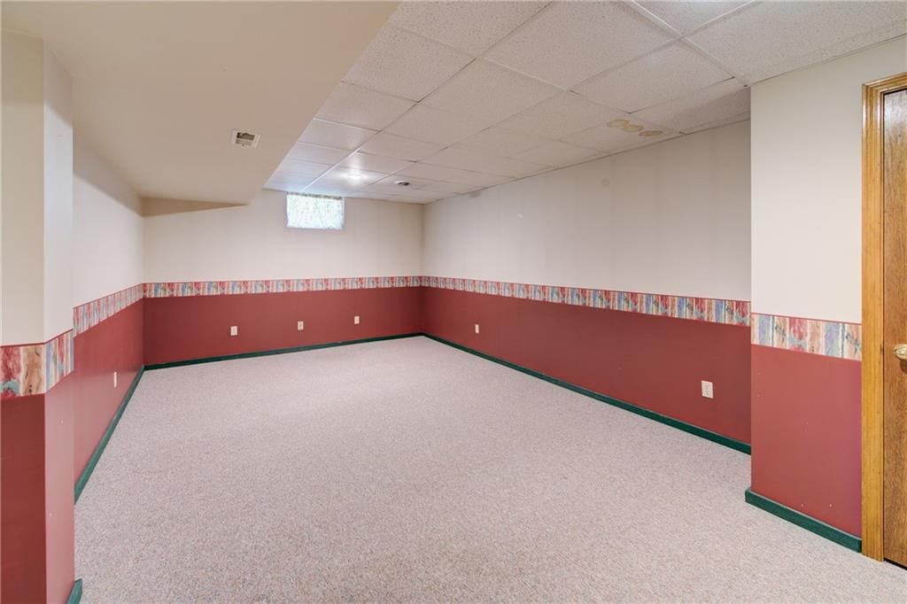 717 NE Aaron Drive — photo 28