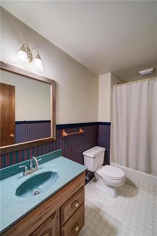 717 NE Aaron Drive — photo 30