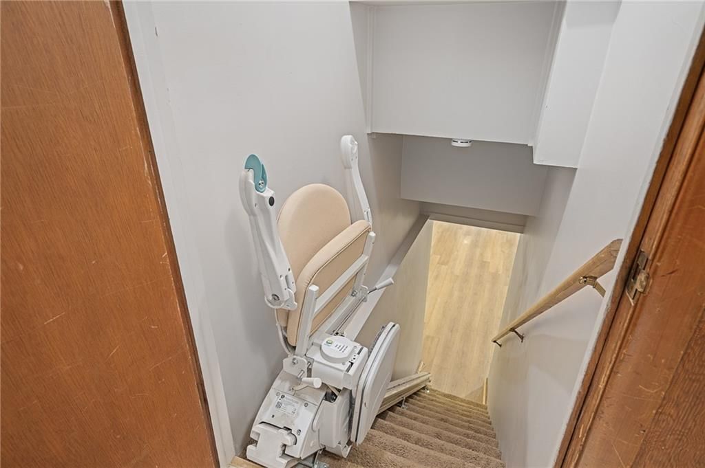 6810 Glenwood Street — photo 23