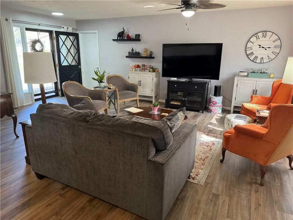 2200 Gary Avenue — photo 4