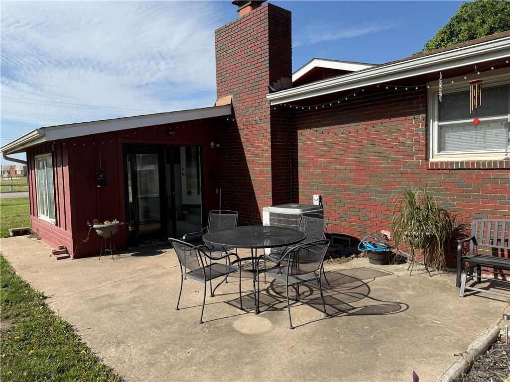 2200 Gary Avenue — photo 35