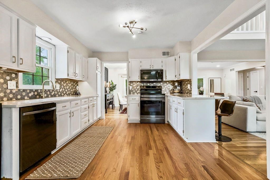 12925 Cherry Street — photo 11