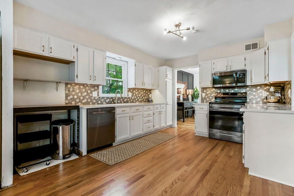 12925 Cherry Street — photo 16